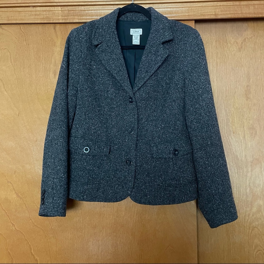 L.L. Bean Vintage Herringbone Wool Blend Blazer Size Medium